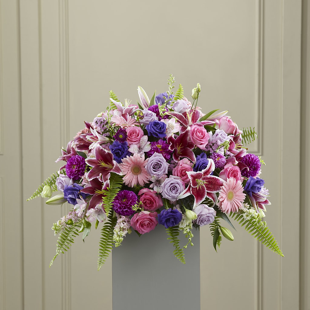 Fare Thee Well Pedestal – Lumaya Florals, Rock Hill SC