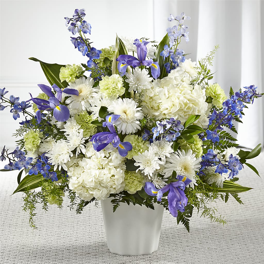 Soft Serenity Floor Basket – Lumaya Florals, Rock Hill SC
