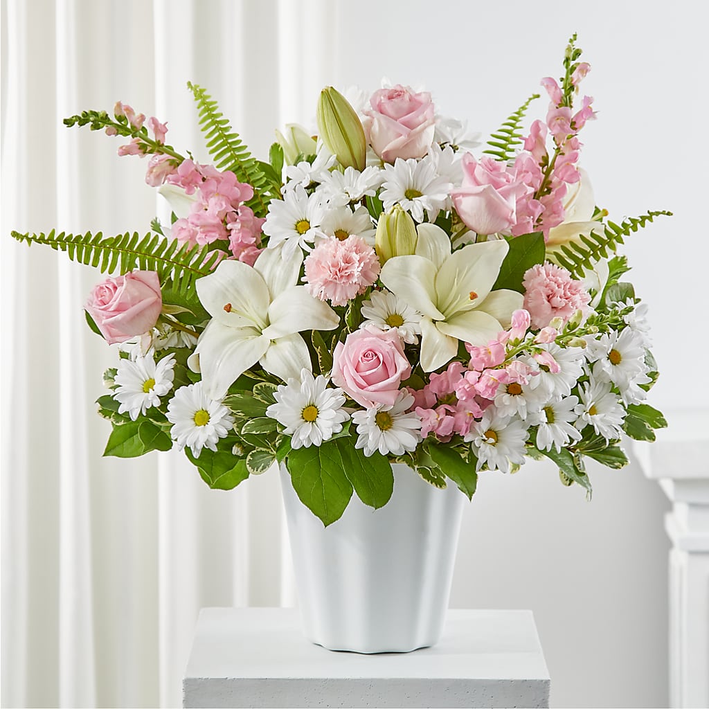 Soft Touch Tabletop Basket – Lumaya Florals, Rock Hill SC