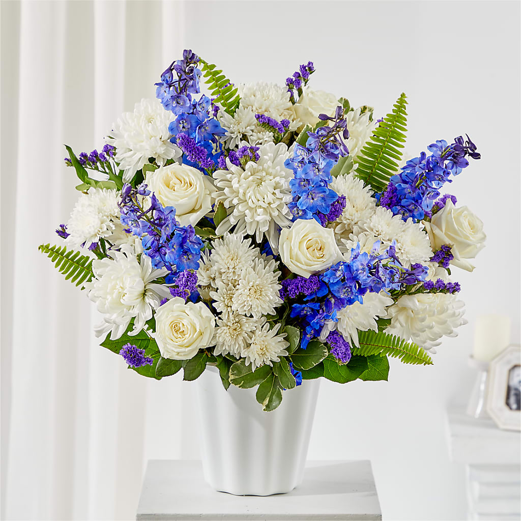 Hold Dear Tabletop Basket – Lumaya Florals, Rock Hill SC