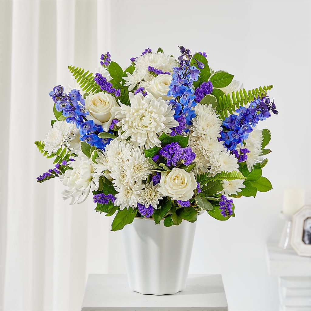 Hold Dear Tabletop Basket – Lumaya Florals, Rock Hill SC
