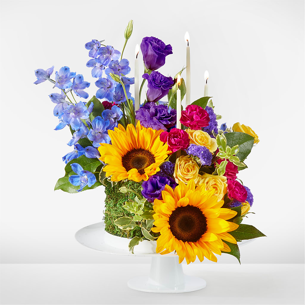 Star of the Day Floral Cake – Lumaya Florals, Rock Hill SC