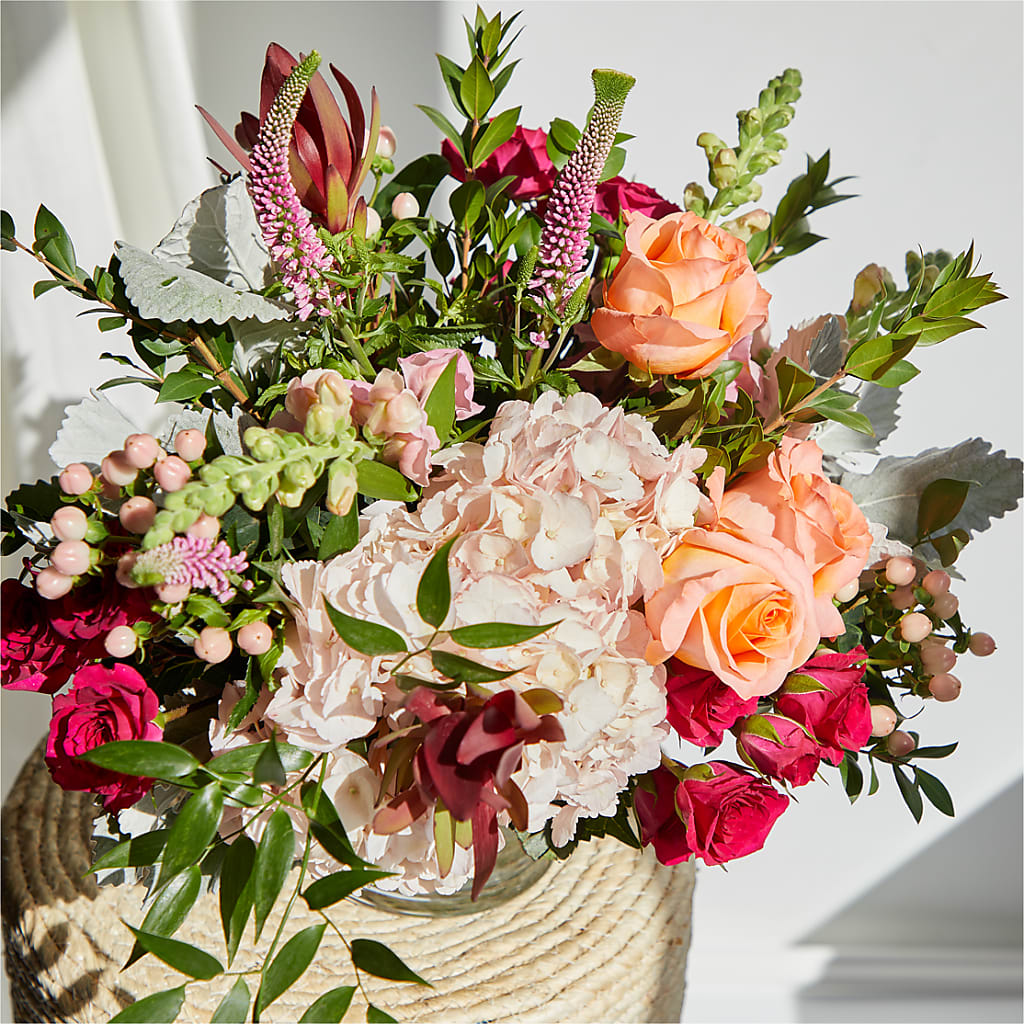Glitz & Glam Bouquet –  Lumaya Florals, Rock Hill SC
